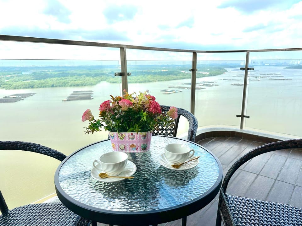 Natural landscape, Coffee/tea facilities, Balcony/Terrace, Seating area, Sea view
