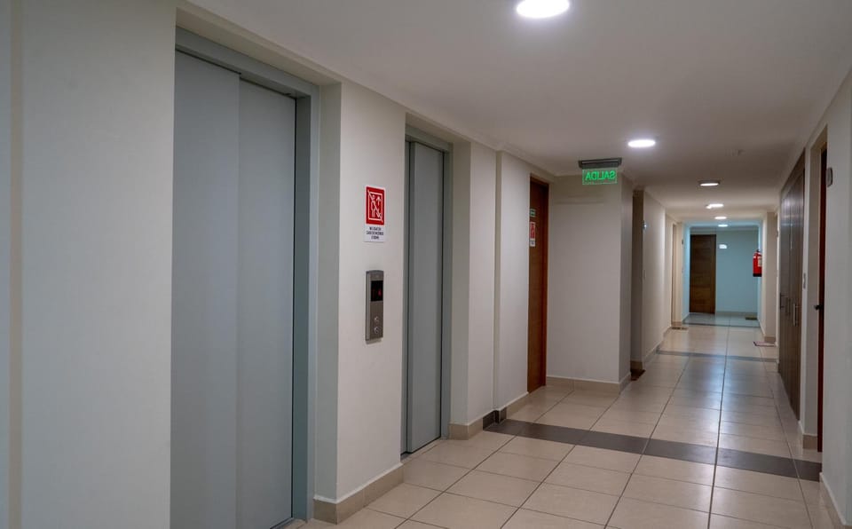 elevator, acessibility