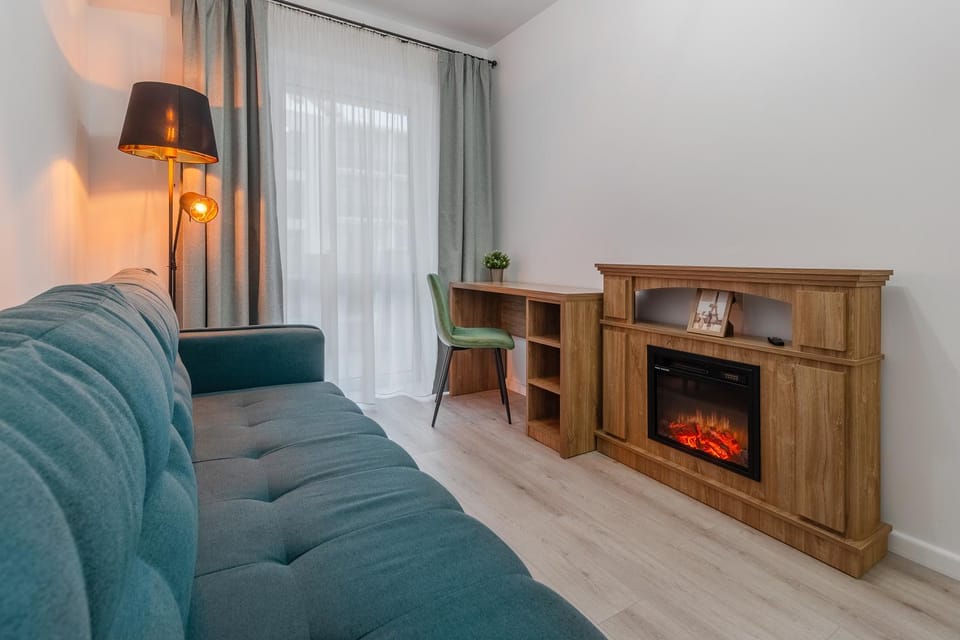 Bed, Bedroom, fireplace