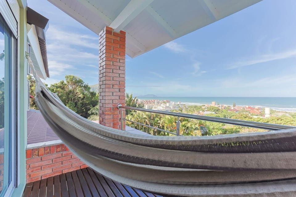 Casa Vista Mar Deslumbrante na Praia Brava Can5 Villa in Florianopolis