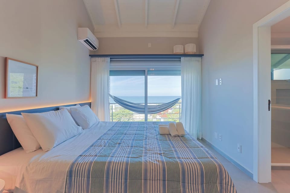Casa Vista Mar Deslumbrante na Praia Brava Can5 Villa in Florianopolis