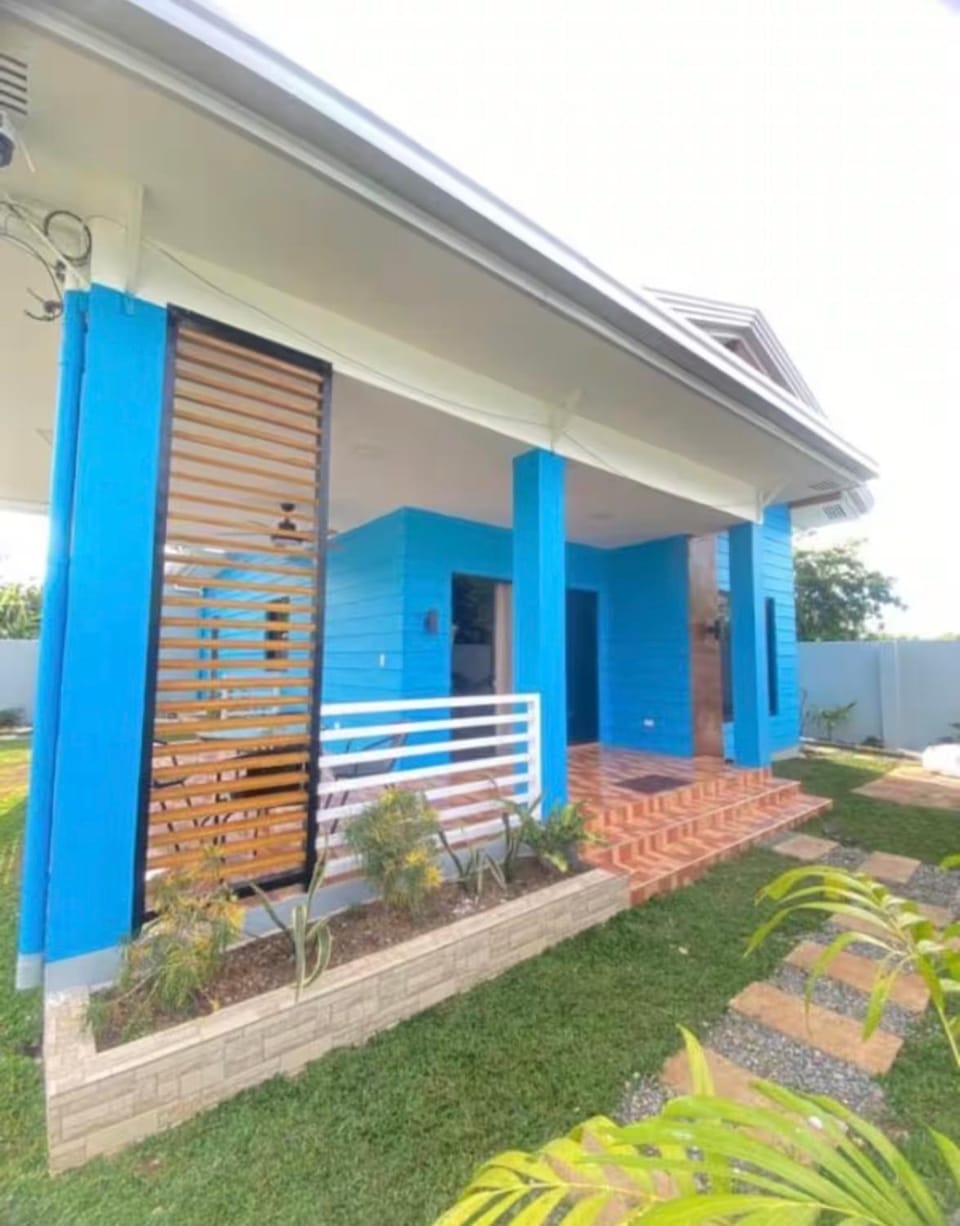 Blue Horizon House in Central Visayas