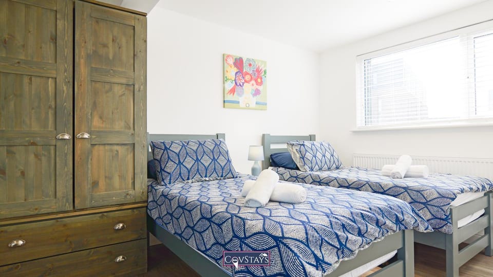 Old Silk Apartments - Luxury Studios, 1 & 2-beds in Coventry City Centre by COVSTAYS Apartment in Coventry