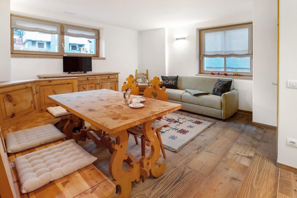 Property building, Living room