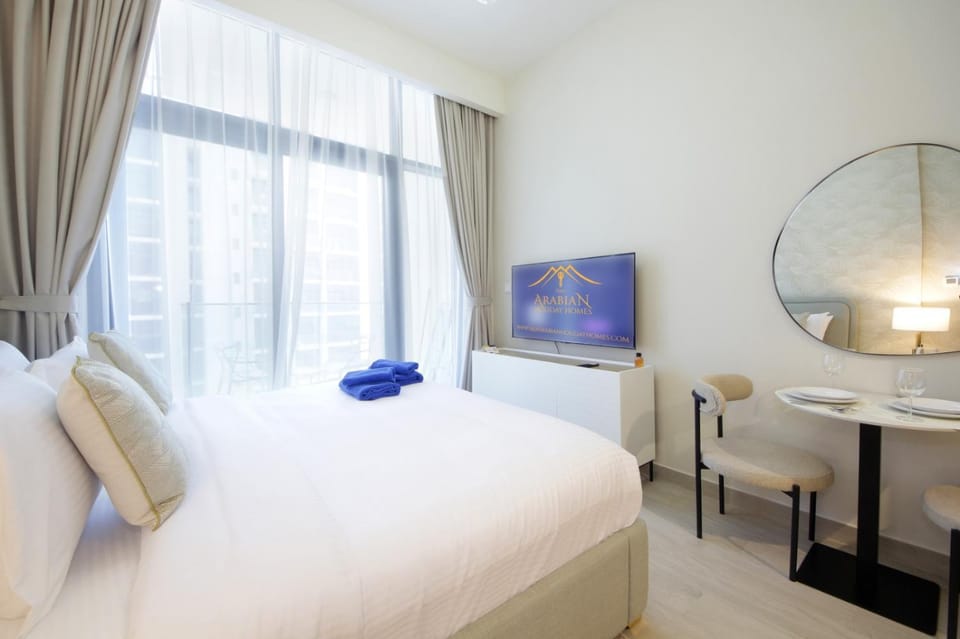 NewArabian Apartment Azizi Riviera Studio Apartment in Dubai