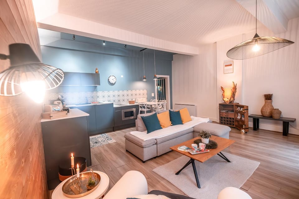 Living room, Dining area, kitchen