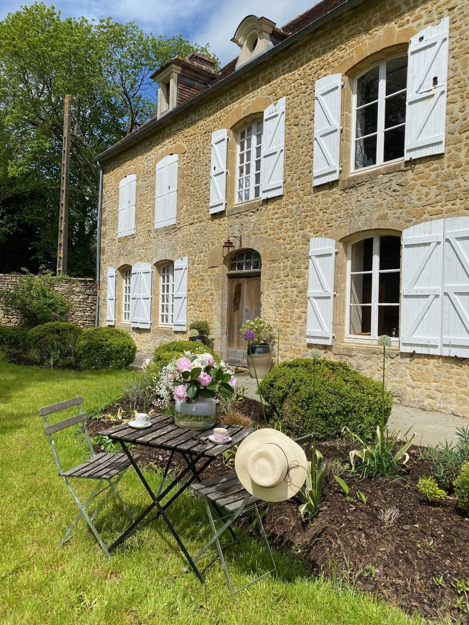Property building, Garden