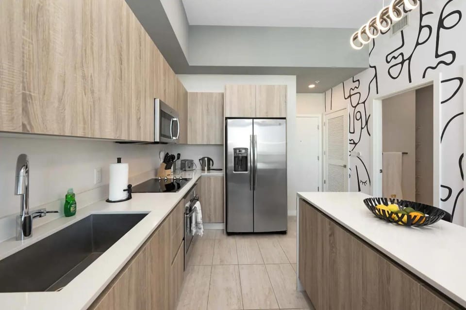 microwave, oven, stove, toaster, kitchen, air conditioner