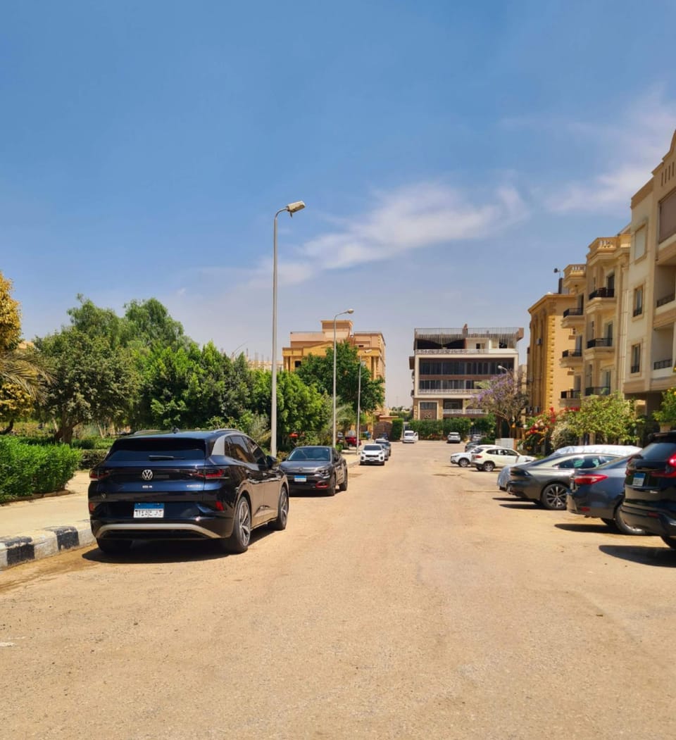 Property building, Neighbourhood, Street view, Location