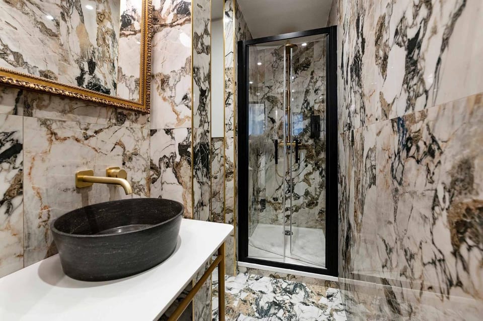 Shower, Bathroom