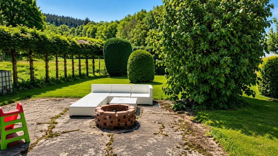 ANTHELIA Ferienwohnung Nähe Nürburgring Eifel ruhige Lage mit großem Garten Apartment in Ahrweiler