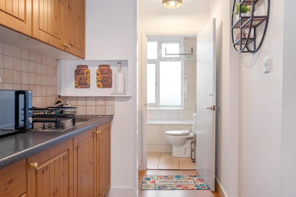 Kitchen or kitchenette, Decorative detail