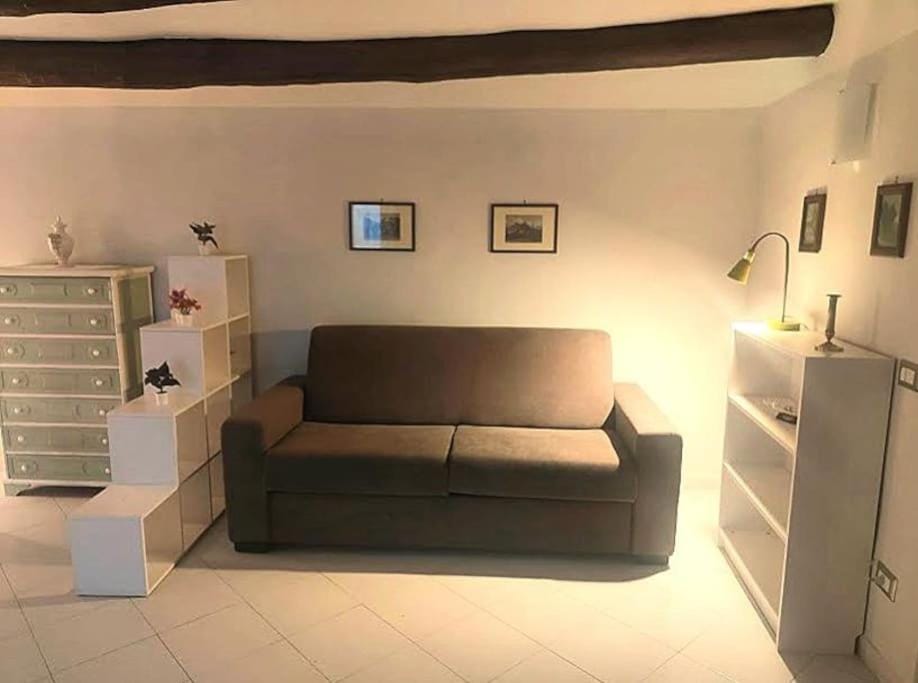 Casa di Tonia Apartment in Naples