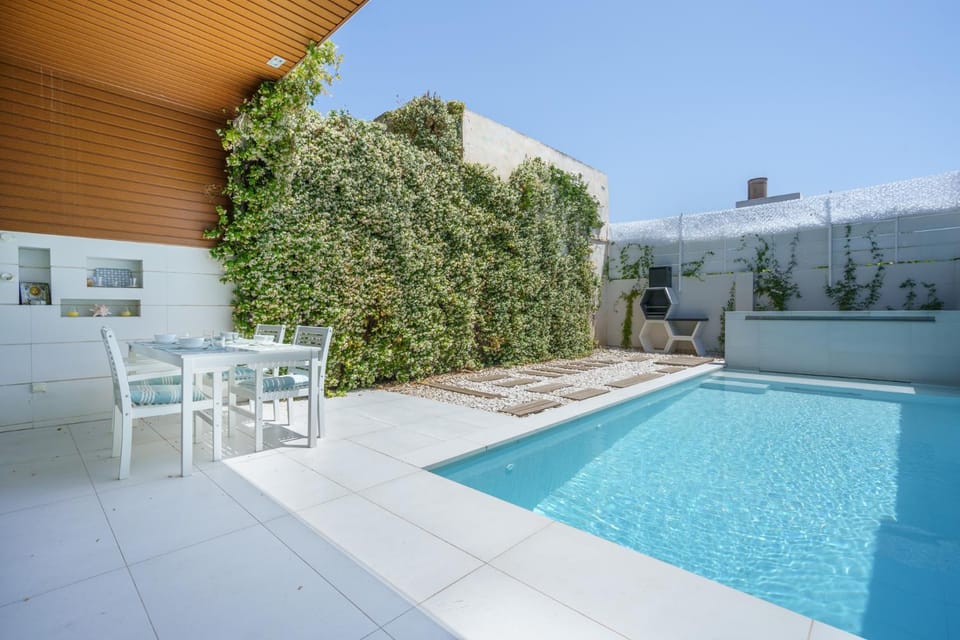 Pool view