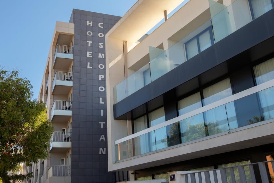 Property building, Facade/entrance