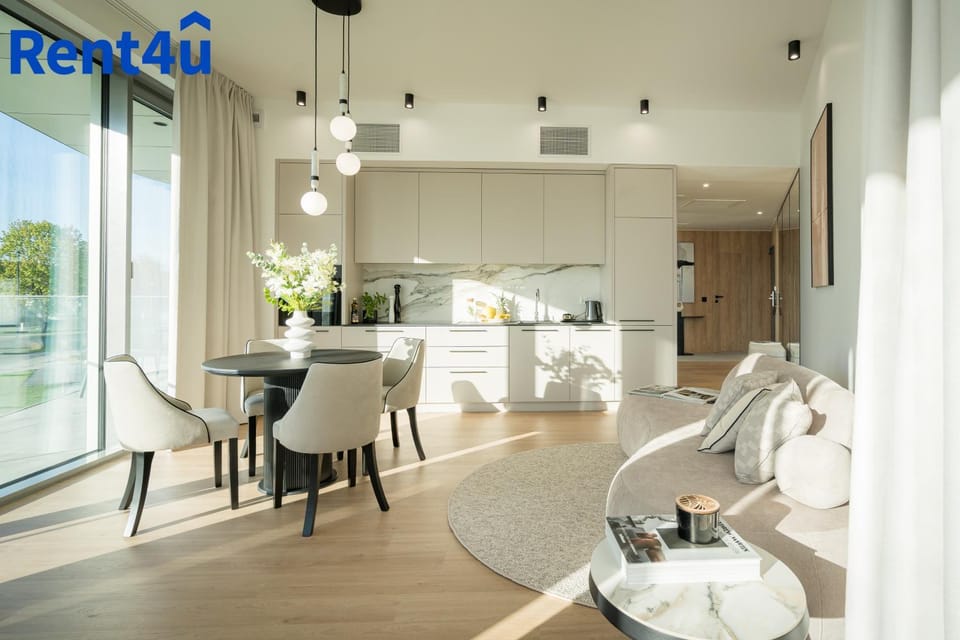 Kitchen or kitchenette, Living room, Seating area, Dining area