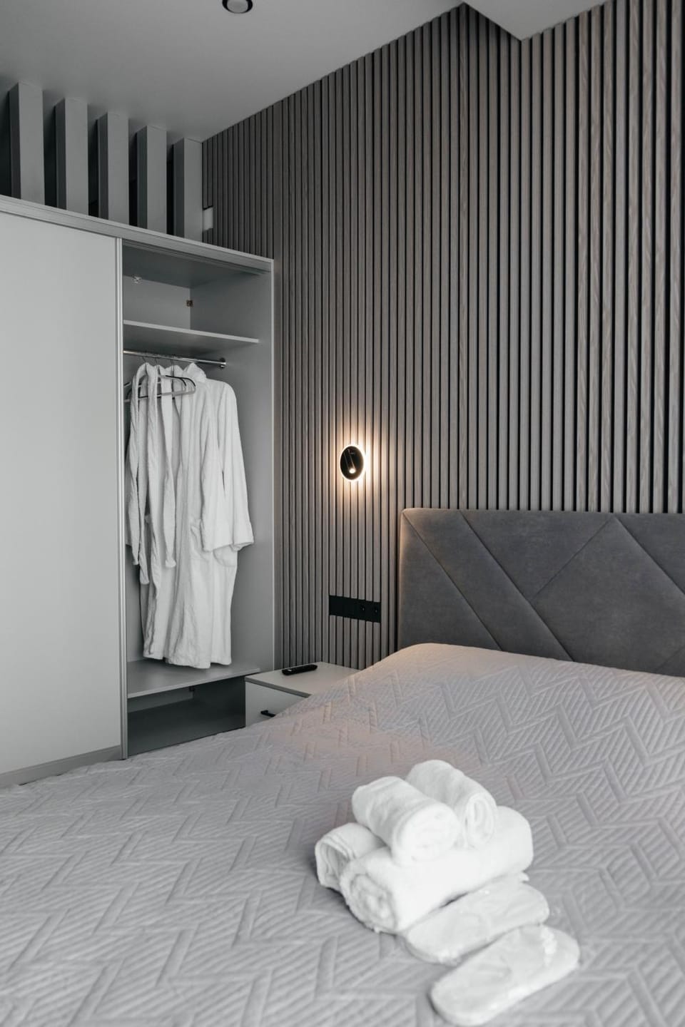 Bed, Bedroom, wardrobe