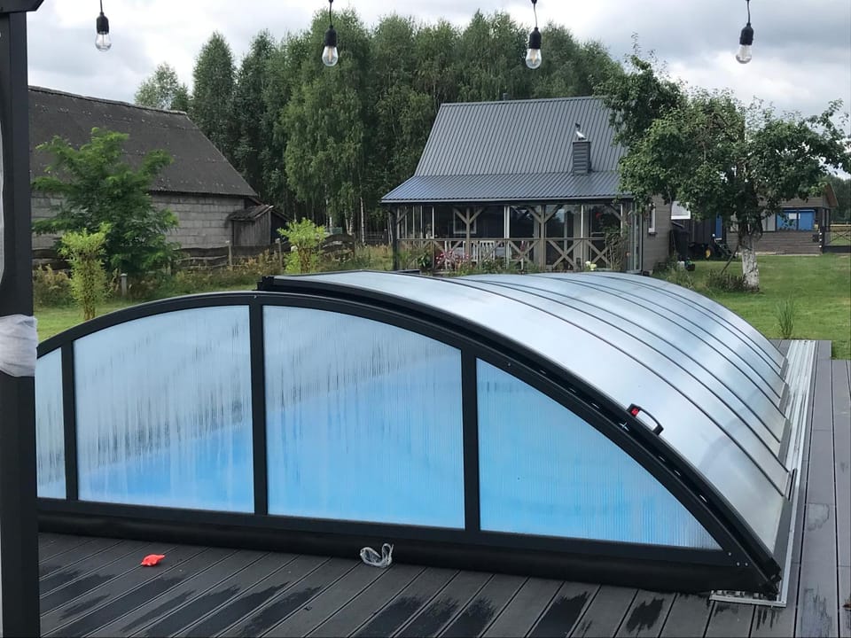Property building, Day, Garden, Swimming pool, Swimming pool