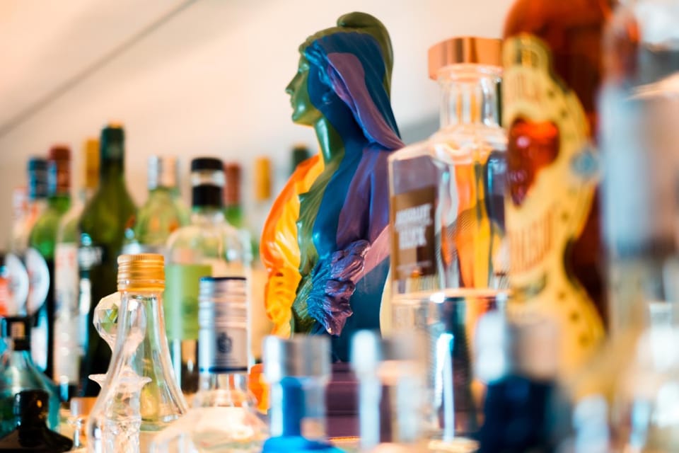 Lounge or bar, Drinks