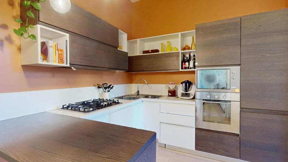 Kitchen or kitchenette, dishwasher