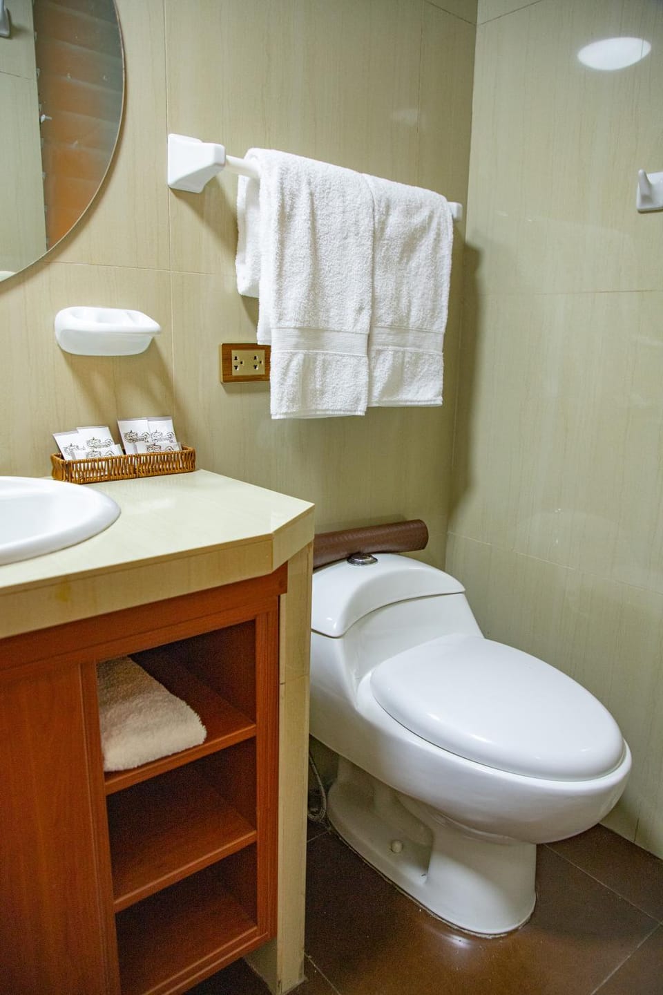 Bathroom, towels
