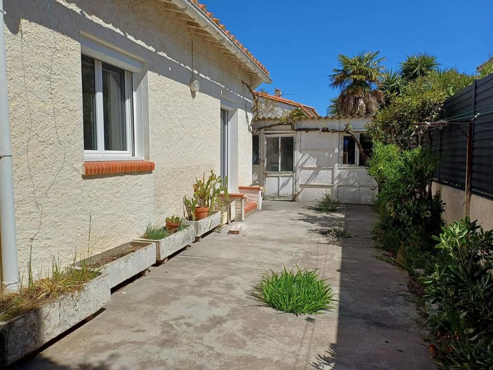 Maison T4 plain pied climatisée avec une belle terrasse ombragée 6AVR44 Villa in Canet-en-Roussillon