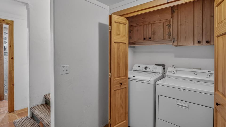 laundry, washing machine