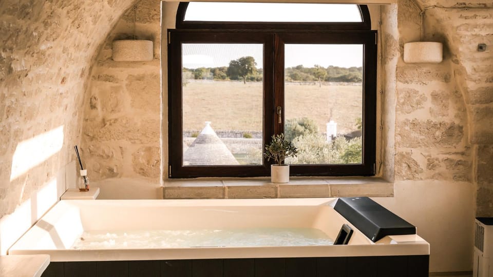 Hot Tub, View (from property/room)