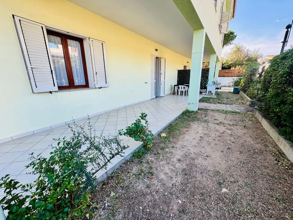 Property building, Balcony/Terrace