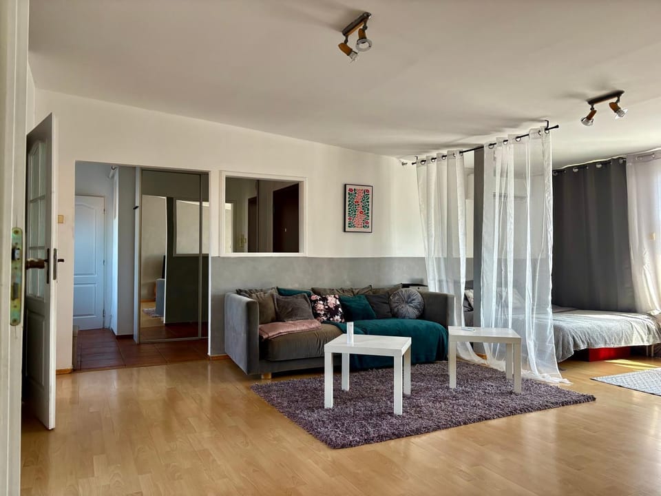 Oldtown Magic Cityhub Apartment in Bratislava