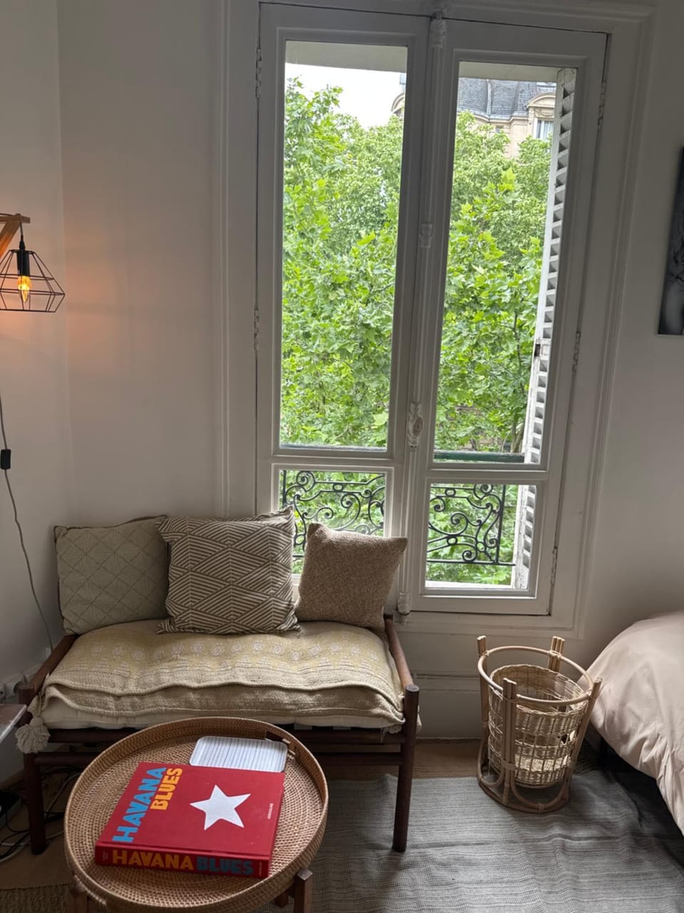 Seating area, Bedroom