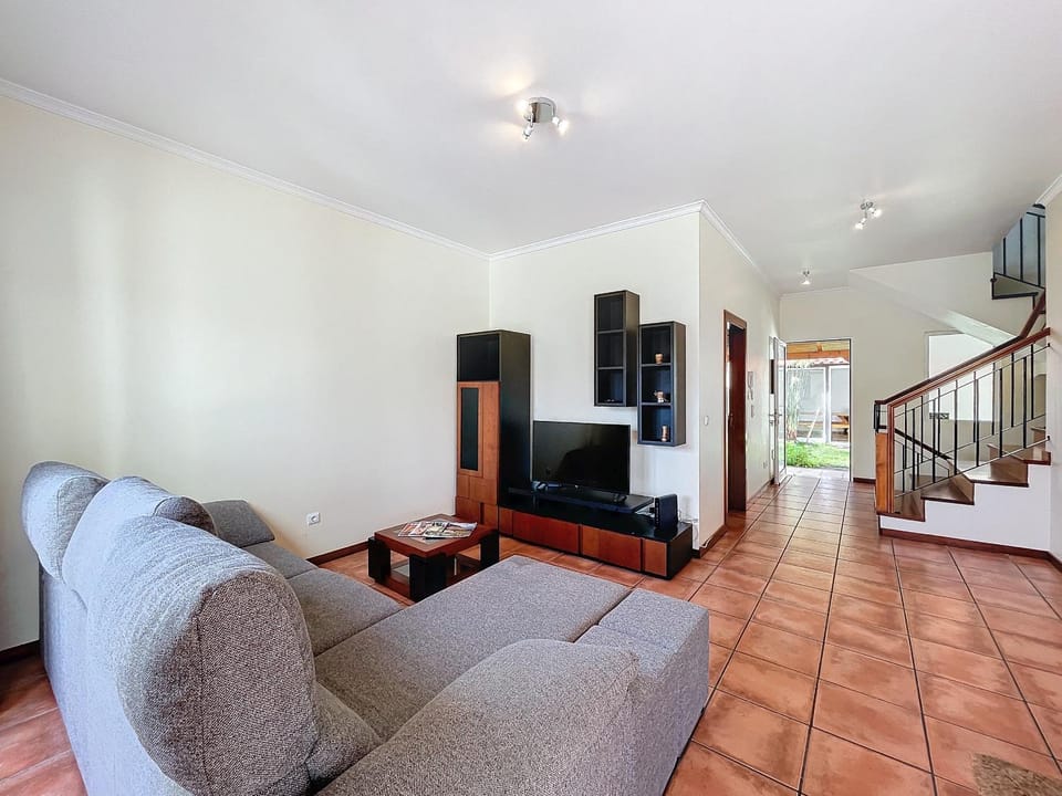 Communal lounge/ TV room, Living room
