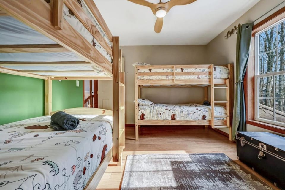 bunk bed