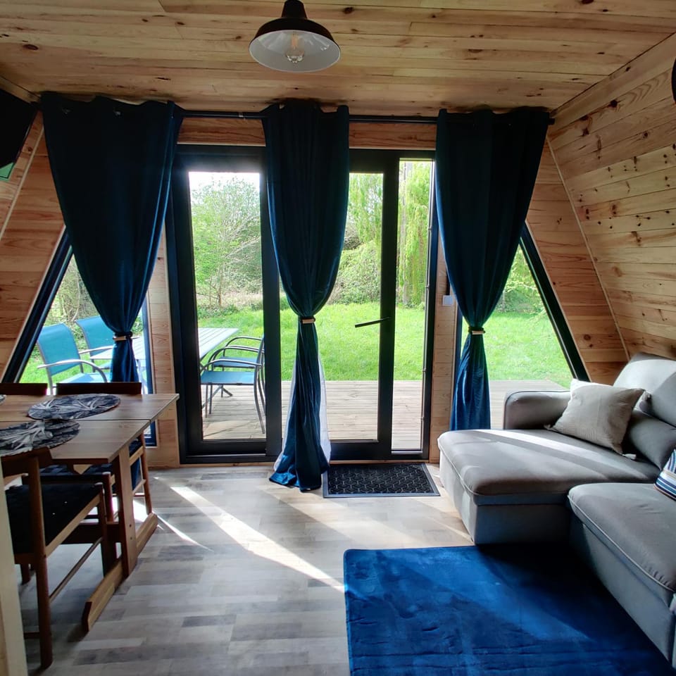 Tipi Dakota des monteaux Chalet in Gennes-Val-de-Loire