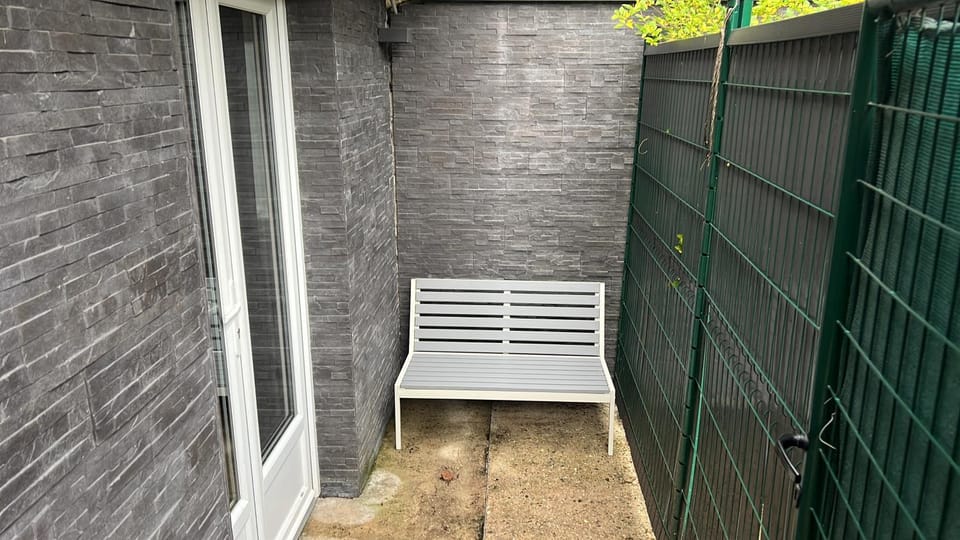 Property building, Balcony/Terrace