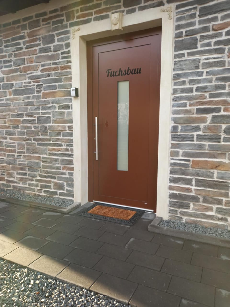 Facade/entrance