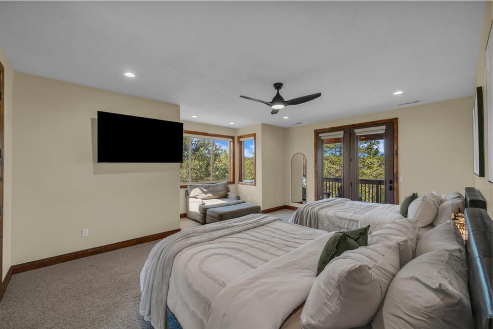 Canyon Ridge Retreat, Adventure at your doorstep House in Zion National Park