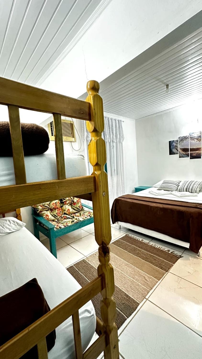 Suites & Hostel Manjericão Hostel in Paraty
