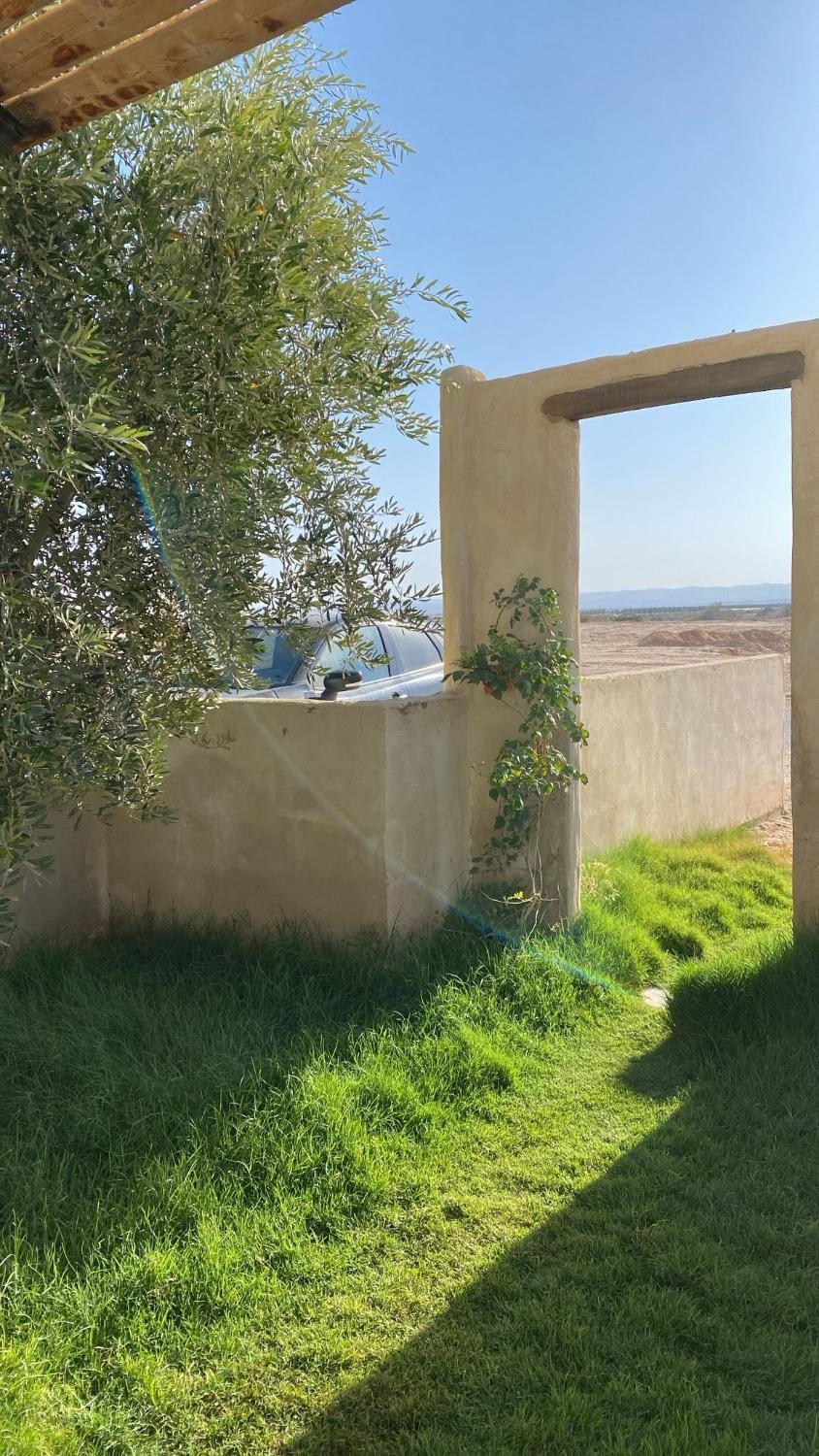 בקתה וטבילה במדבר House in South District