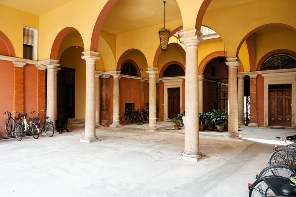 Inner courtyard view