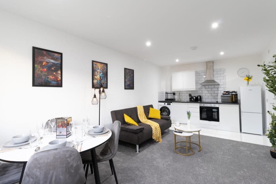 Open Mind Property - Cosy Flat with 2 Beds Apartment in Gosport