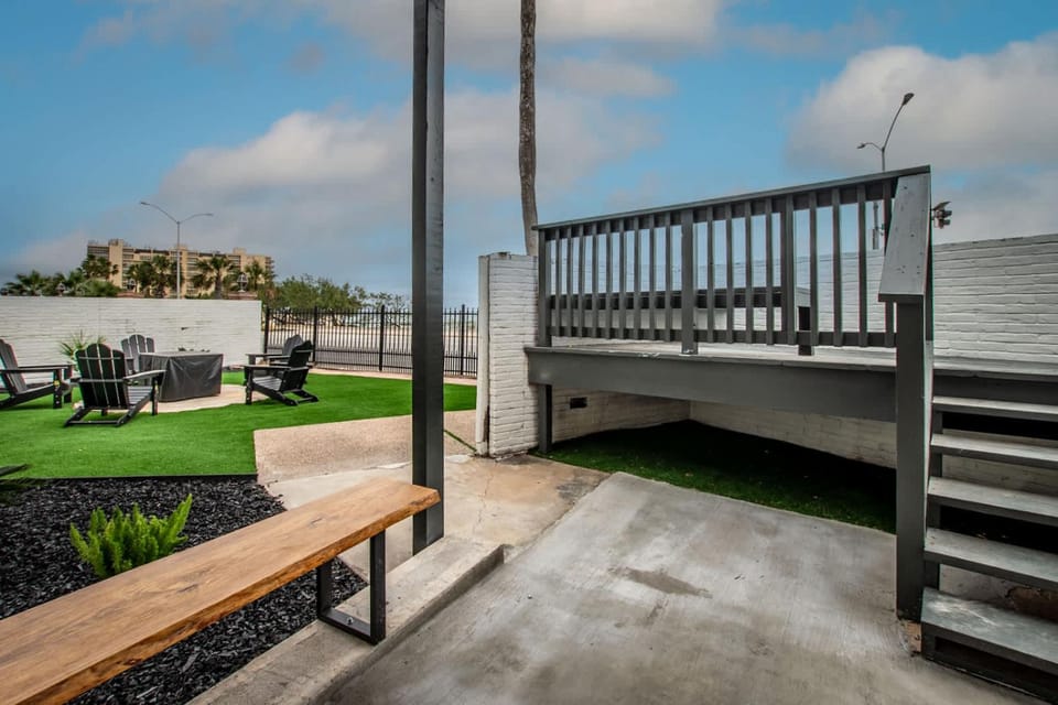 Luxury on Ocean Drive - Sleeps 28 House in Nueces County