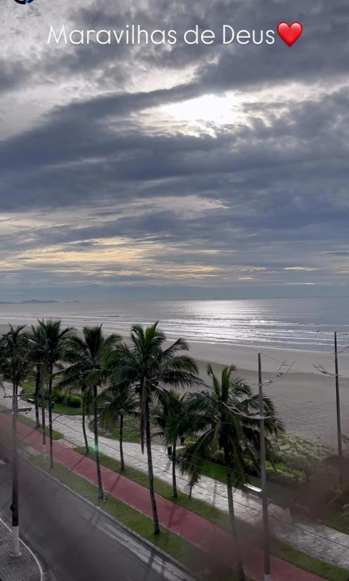 Vista incrível é no Apê Reformado de Frente pro Mar Apartment in State of São Paulo