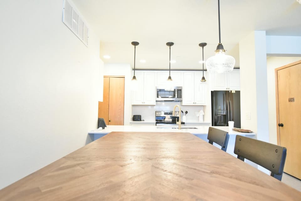 Lake Forest Mountainview Condo: Great Location, Amazing Views Apartment in Frisco