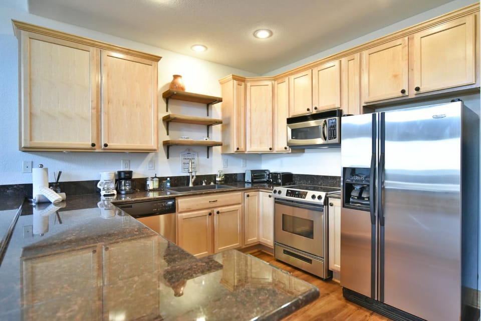 La Riva Del Lago Condo: Downtown, Close to Everything Apartment in Dillon