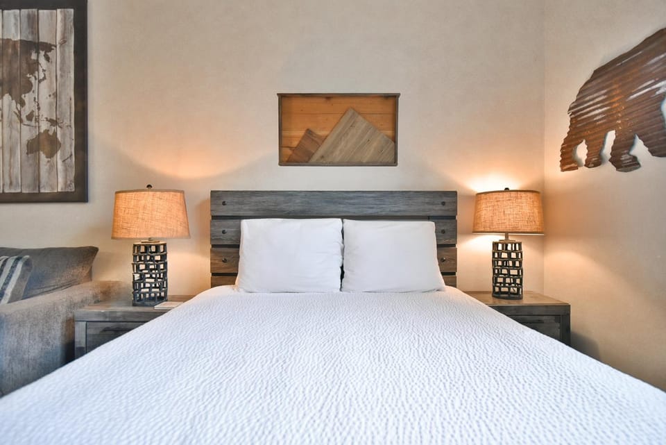 River Mountain Lodge Aspen Trail Condo: Ski In, Downtown Breck Apartment in Breckenridge