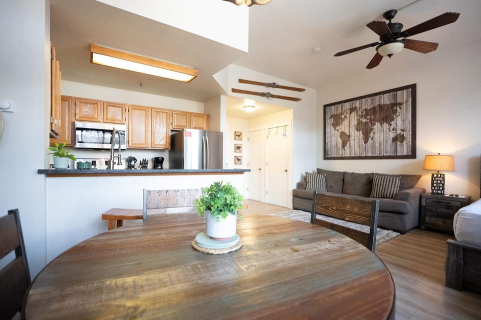 River Mountain Lodge Aspen Trail Condo: Ski In, Downtown Breck Apartment in Breckenridge
