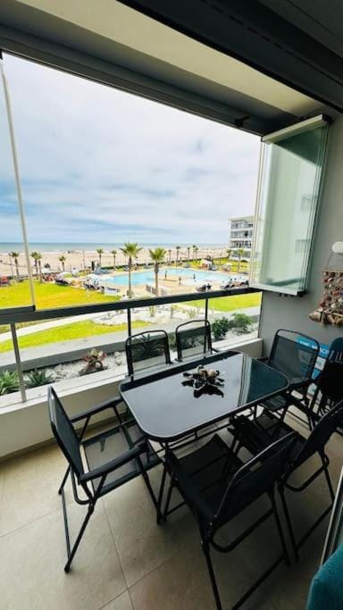 Sidi Rahal Front mer, piscine & accès direct plage Apartment in Casablanca-Settat