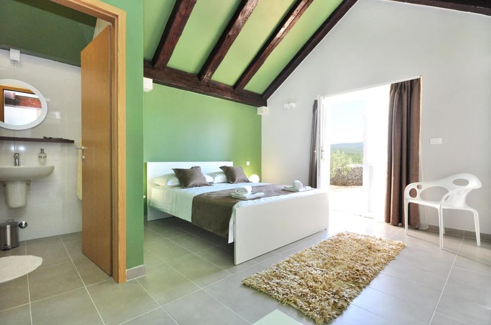 Toilet, Bedroom