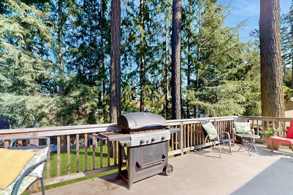 Casa Esmeralda House in University Place